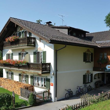 Landhaus Benediktenhof Hotel Bad Tolz Exterior photo