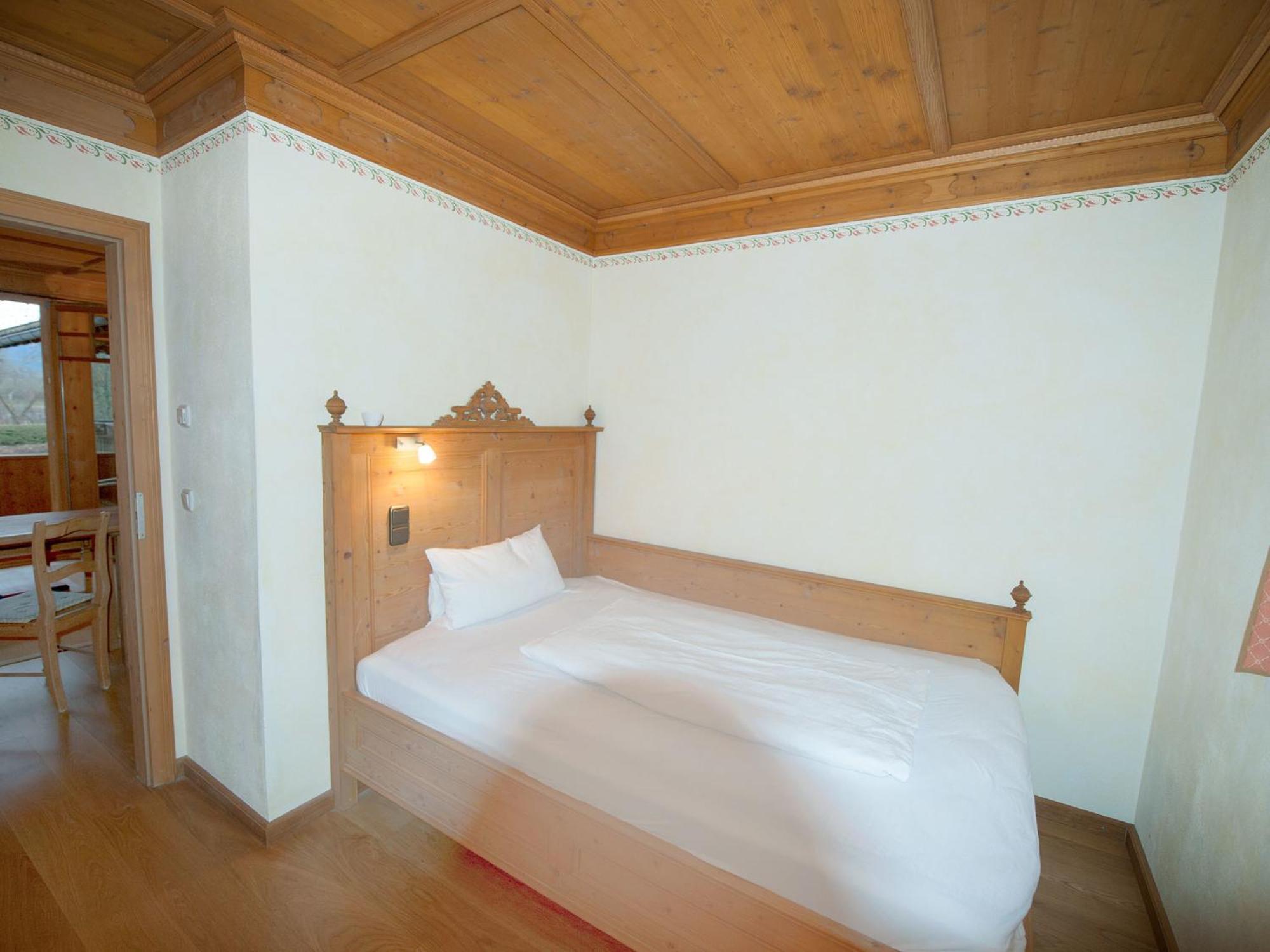 Landhaus Benediktenhof Hotel Bad Tolz Room photo