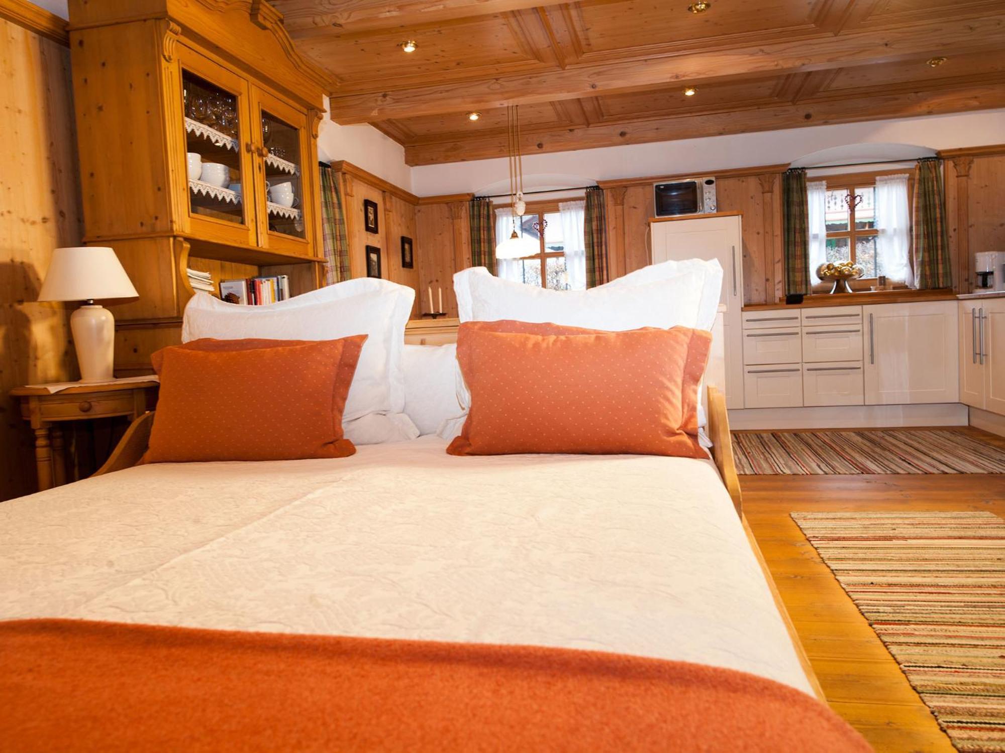 Landhaus Benediktenhof Bad Tolz Room photo