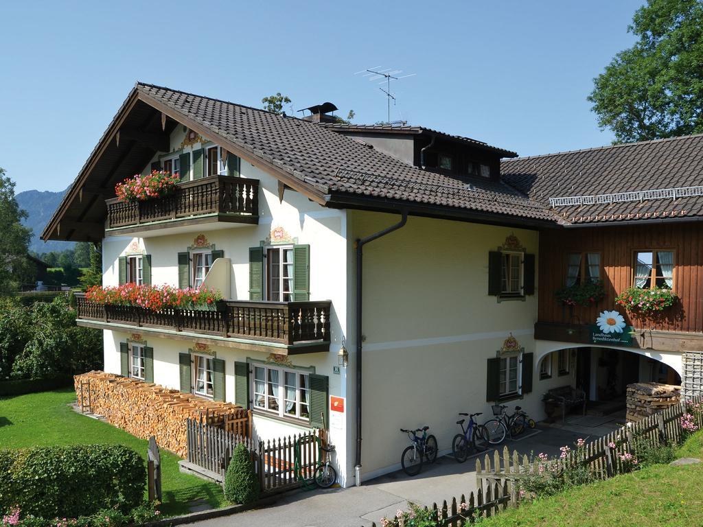 Landhaus Benediktenhof Hotel Bad Tolz Exterior photo