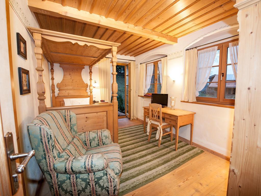 Landhaus Benediktenhof Bad Tolz Room photo